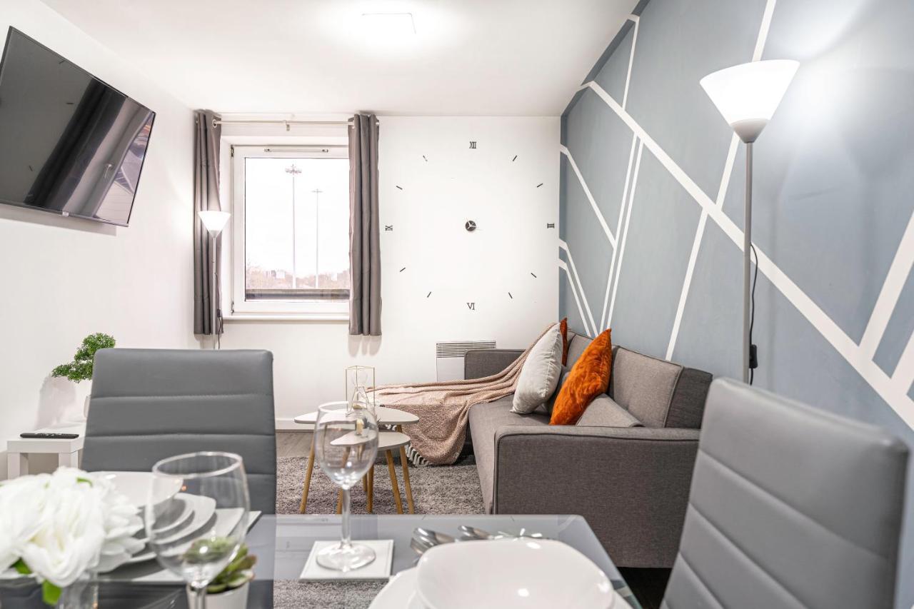 Jkg Property Solutions Presents Cosy City Apartment 코번트리 외부 사진